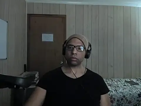 NaturalBeautyQueen online show from 10-27-25, 07:37