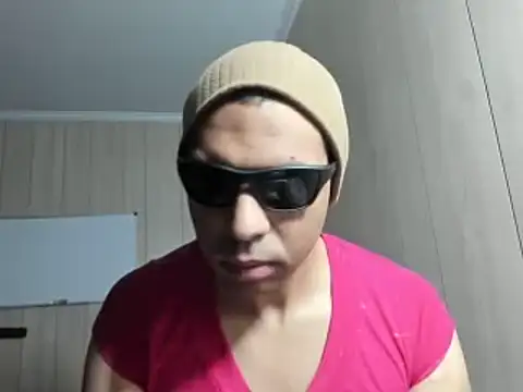 NaturalBeautyQueen online show from 10-28-25, 10:03