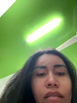 Snapshot of Princess_Material chatting on 09-23-25, 08:32 Princess Material online show from 09-23-25, 08:32