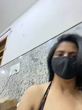 SashaPatel online show from 05-04-26, 03:10