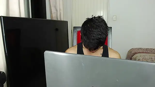 Alex mojica online show from 11-01-25, 07:13