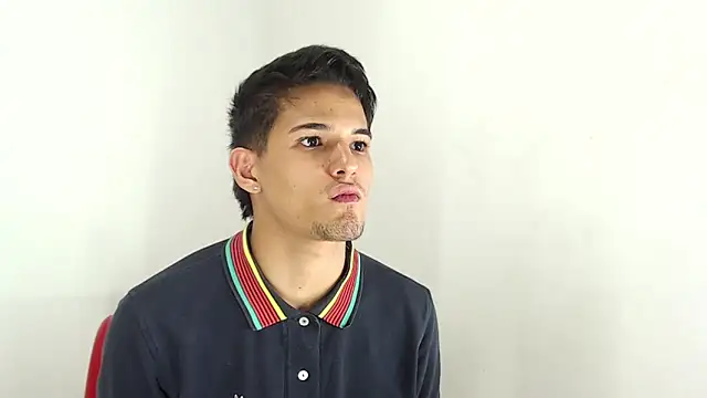 Alex mojica online show from 03-01-26, 06:13