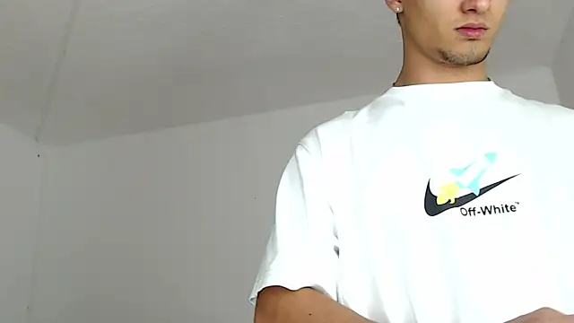 Alex mojica online show from 12-23-25, 06:12