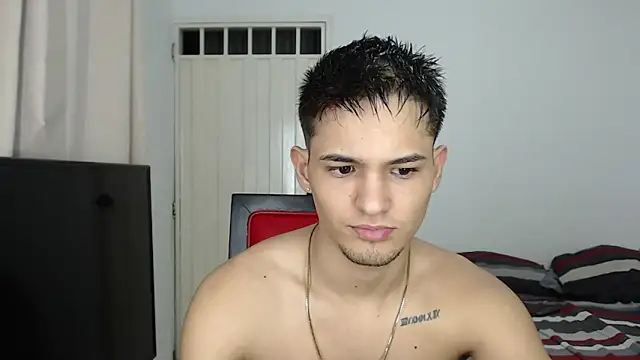 Alex mojica online show from 11-19-25, 07:41