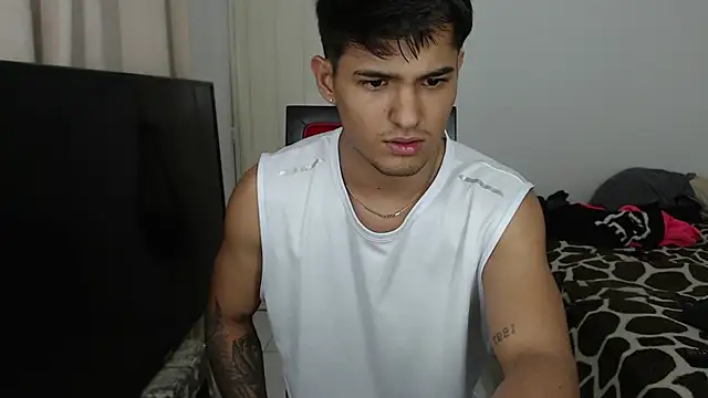 Alex mojica online show from 10-12-25, 05:09