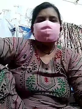 Snapshot of nila-aktar chatting on 09-10-25, 11:37 nila-aktar online show from 09-10-25, 11:37