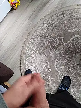 Snapshot of Mumuska chatting on 10-12-25, 12:06 Mumuska online show from 10-12-25, 12:06