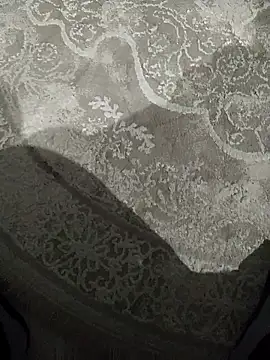 Snapshot of Mumuska chatting on 10-30-25, 04:15 Mumuska online show from 10-30-25, 04:15