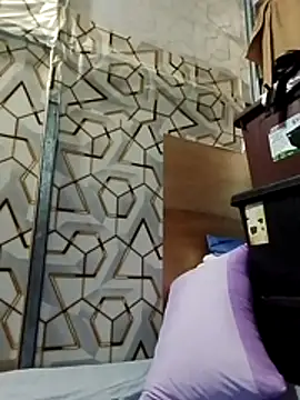 Deliciousgirl14 online show from 03-25-26, 07:08