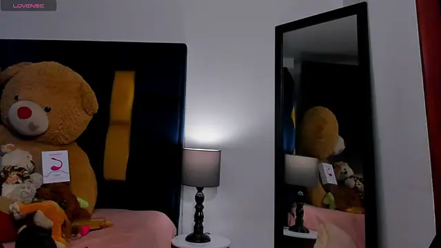 Evan Storn online show from 11-08-25, 03:54