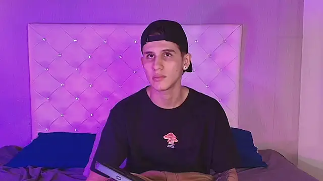  realwav online show from 10-28-25, 06:56