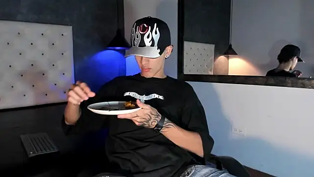  realwav online show from 12-19-25, 07:55