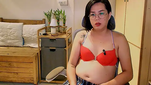 moriliciousxxx online show from 05-04-26, 11:40