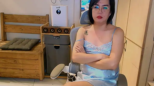 moriliciousxxx online show from 10-21-25, 11:15