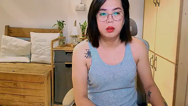 moriliciousxxx online show from 04-05-26, 12:39