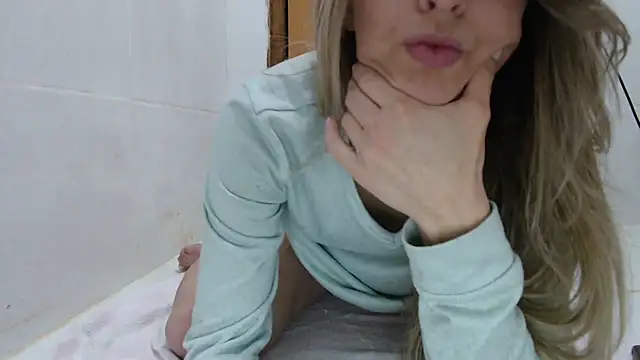 SweetGraciosa online show from 09-27-25, 03:34