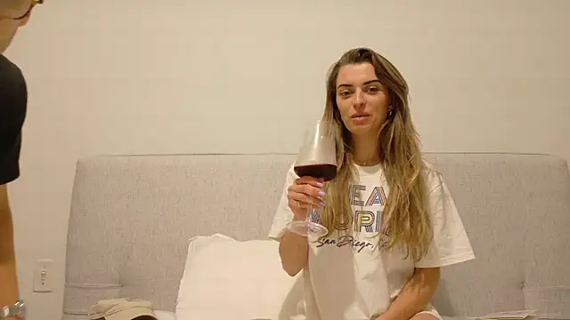 SweetGraciosa online show from 10-18-25, 01:40