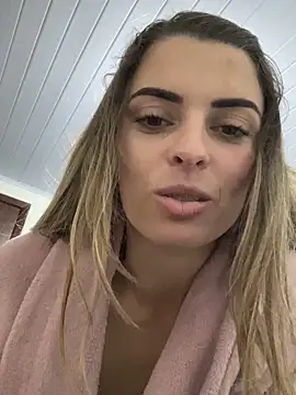 SweetGraciosa online show from 10-11-25, 03:40