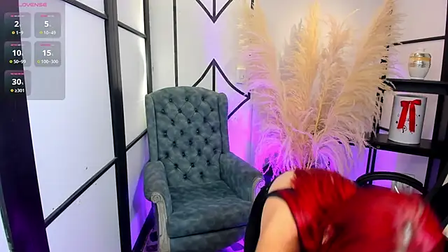 NahomiRichards  online show from 02-25-26, 04:23