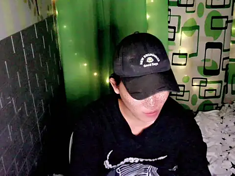 Snapshot of urdreamgirljacky chatting on 12-16-25, 09:13 urdreamgirljacky online show from 12-16-25, 09:13