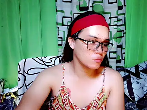 Snapshot of urdreamgirljacky chatting on 09-20-25, 06:02 urdreamgirljacky online show from 09-20-25, 06:02