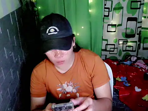 Snapshot of urdreamgirljacky chatting on 12-22-25, 12:16 urdreamgirljacky online show from 12-22-25, 12:16