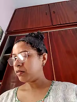 thanusi 2 online show from 10-24-25, 04:22