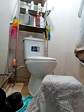 Snapshot of linhlinh_xx87 chatting on 03-28-26, 11:50 linhlinh xx87 online show from 03-28-26, 11:50