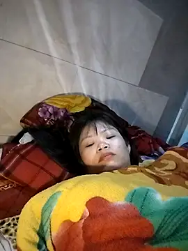 LinhNa999 online show from 01-08-26, 12:44