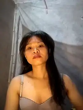 Snapshot of LinhNa999 chatting on 10-08-25, 02:51 LinhNa999 online show from 10-08-25, 02:51