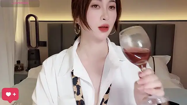 wuyueaini online show from 04-20-26, 06:27