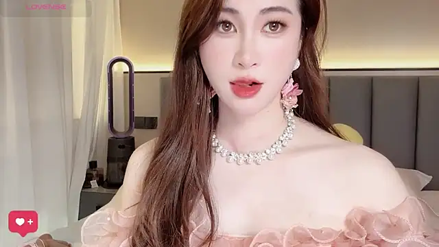 Snapshot of wuyueaini chatting on 05-10-26, 06:39 wuyueaini online show from 05-10-26, 06:39