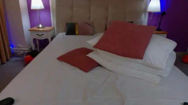 Snapshot of KimoraJoy chatting on 12-15-25, 11:10 KimoraJoy online show from 12-15-25, 11:10