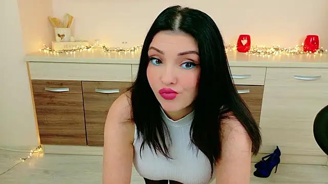 Snapshot of KimoraJoy chatting on 02-04-26, 11:00 KimoraJoy online show from 02-04-26, 11:00