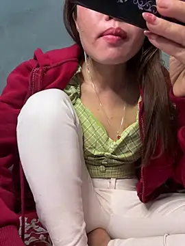 Sunny lotus online show from 12-23-25, 10:58