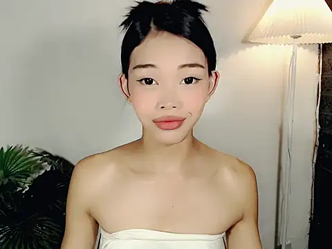 holyakiesha online show from 09-24-25, 04:19