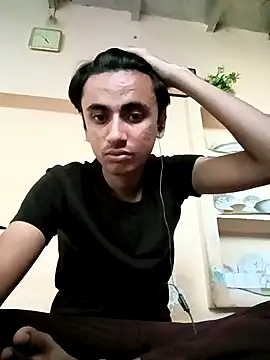 Snapshot of uffUzaif chatting on 10-05-25, 11:23 uffUzaif online show from 10-05-25, 11:23