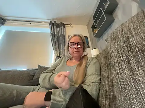 Snapshot of Anastasia-BlondeXX chatting on 02-02-26, 10:25 Anastasia-BlondeXX online show from 02-02-26, 10:25