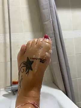 Snapshot of Anastasia-BlondeXX chatting on 10-30-25, 06:16 Anastasia-BlondeXX online show from 10-30-25, 06:16