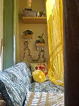 Mila Luciphya online show from 05-06-26, 09:24