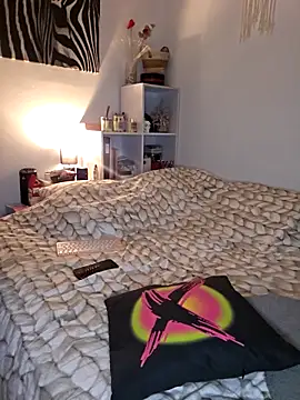 Snapshot of Mila_Luciphya chatting on 09-21-25, 11:04 Mila Luciphya online show from 09-21-25, 11:04