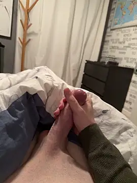 Eternelfrisson online show from 02-17-26, 06:05