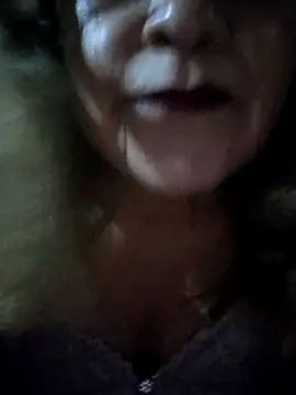 XimenaSmith online show from 10-05-25, 02:02