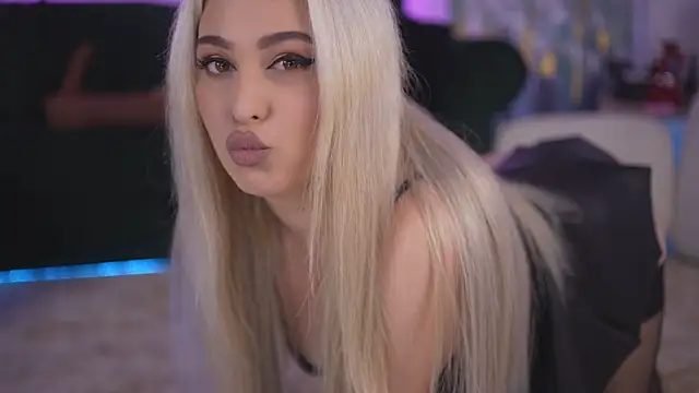 Snapshot of bia_kristal chatting on 09-10-25, 03:11 bia kristal online show from 09-10-25, 03:11