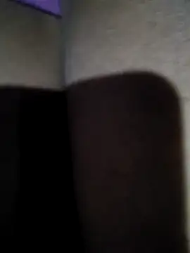 Snapshot of Andinni chatting on 10-27-25, 12:06 Andinni online show from 10-27-25, 12:06