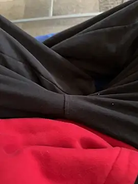 Manu97k online show from 10-27-25, 08:26