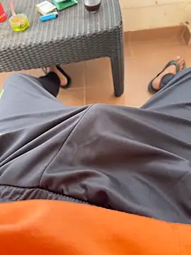 Snapshot of Manu97k chatting on 02-26-26, 10:37 Manu97k online show from 02-26-26, 10:37