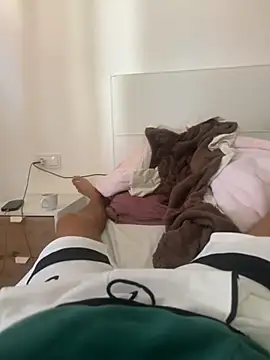 Manu97k online show from 03-04-26, 12:46