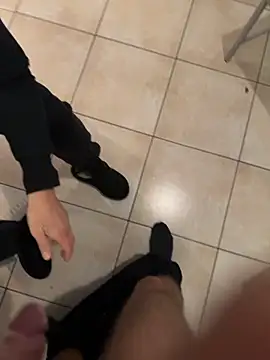 Manu97k online show from 10-25-25, 07:58