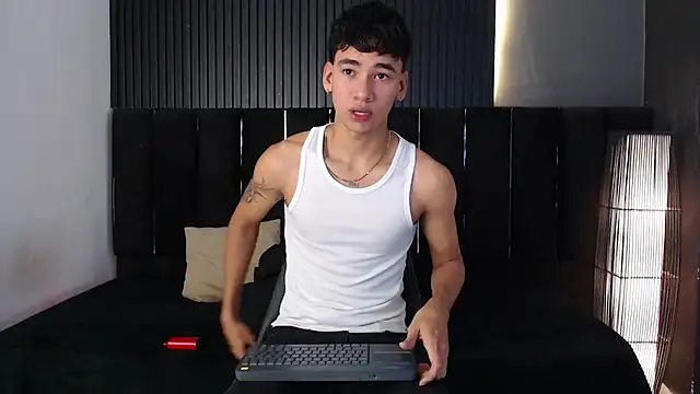 Dominic ghost online show from 03-28-26, 02:56